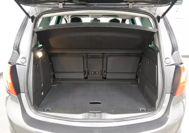 OPEL Meriva 1.4 Design Edition