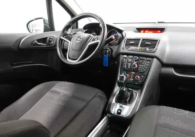 OPEL Meriva 1.4 Design Edition