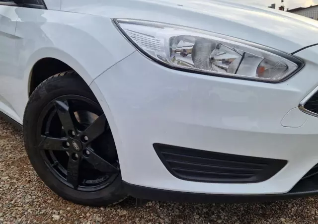 FORD Focus 1.0 EcoBoost SYNC Edition ASS PowerShift