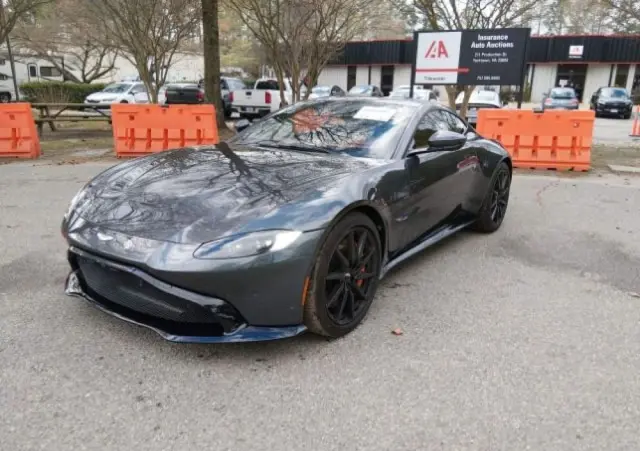 ASTON MARTIN Vantage 