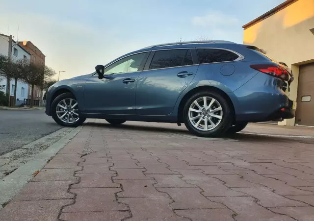 MAZDA 6 2.0 Kombi SKYACTIV-G Center-Line