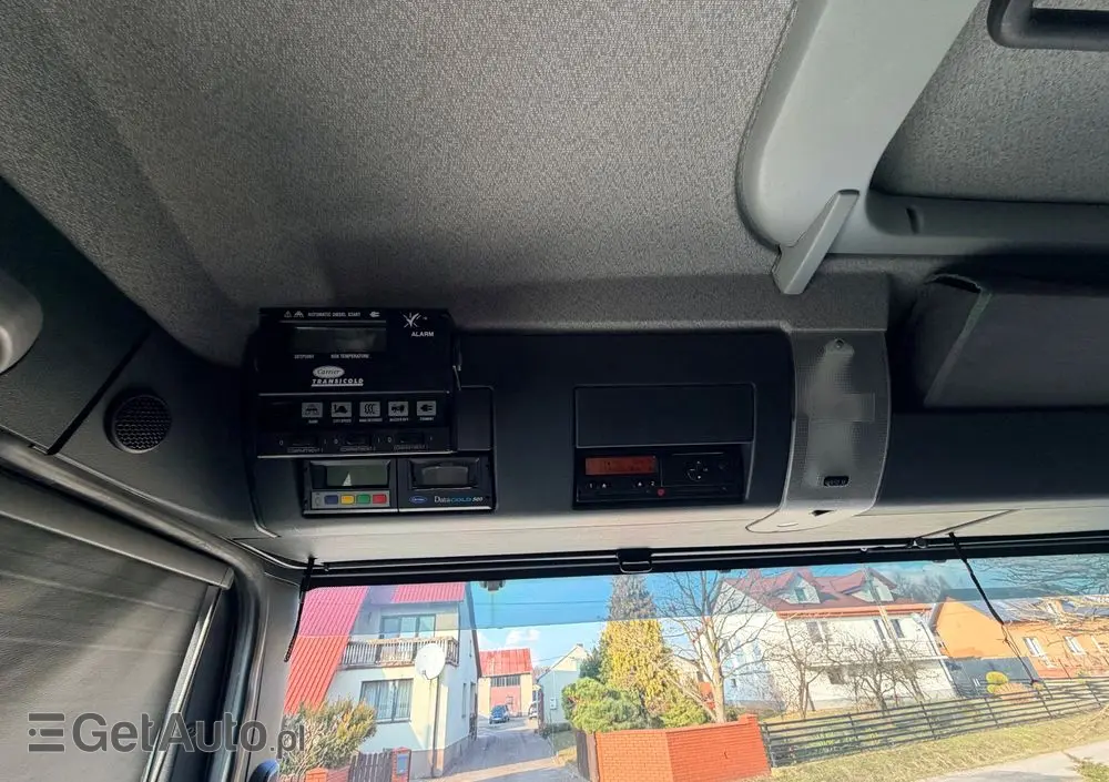 MAN MAN TGM 18.290/ IZOTERMA / OTWIERANY BOK/ /WINDA / 19 EUROPALET/ NISKI PRZEBIEG /SYPIALKA /ACC/EURO6 