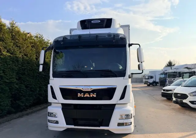 MAN MAN TGM 18.290/ IZOTERMA / OTWIERANY BOK/ /WINDA / 19 EUROPALET/ NISKI PRZEBIEG /SYPIALKA /ACC/EURO6 