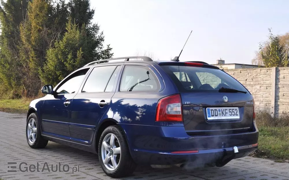 SKODA Octavia 