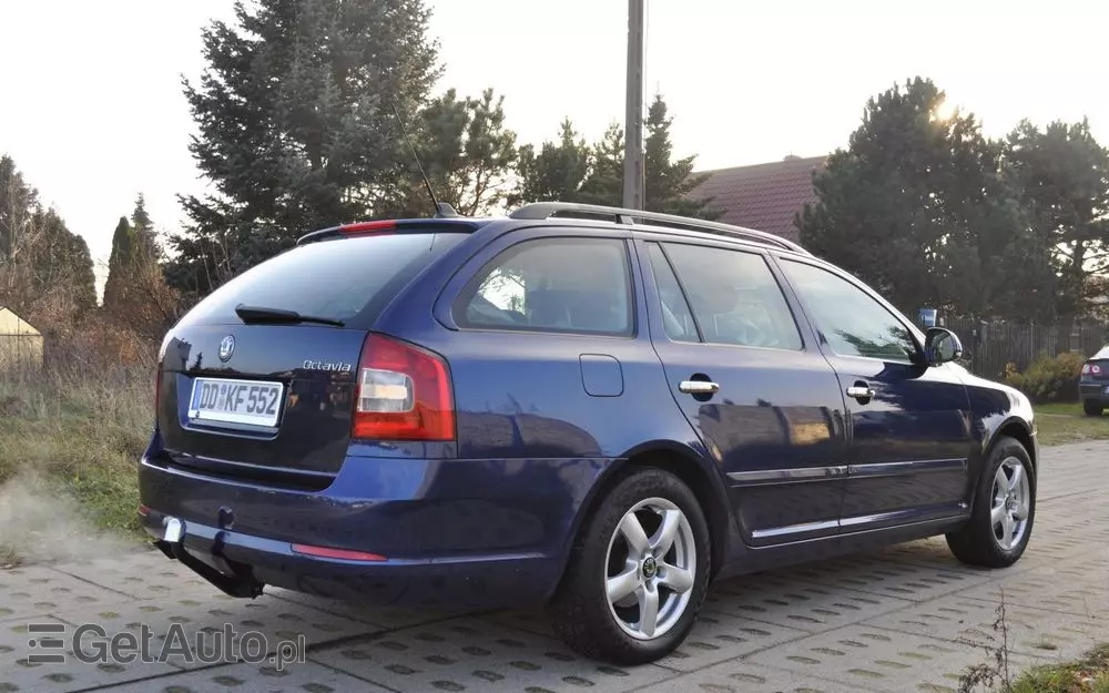 SKODA Octavia 