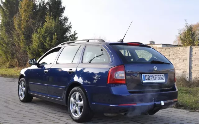 SKODA Octavia 