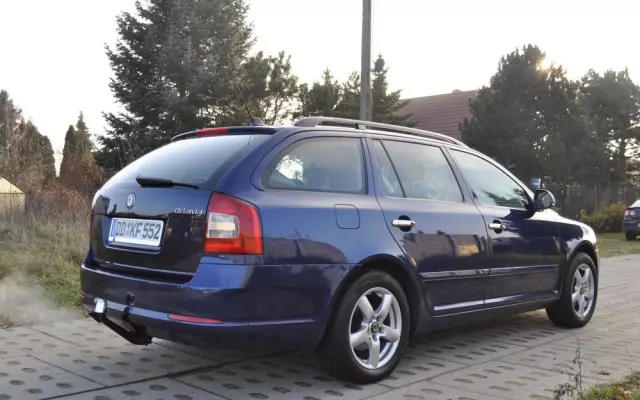 SKODA Octavia 