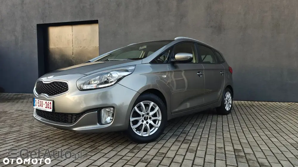 KIA Carens 1.6 GDI ISG Vision