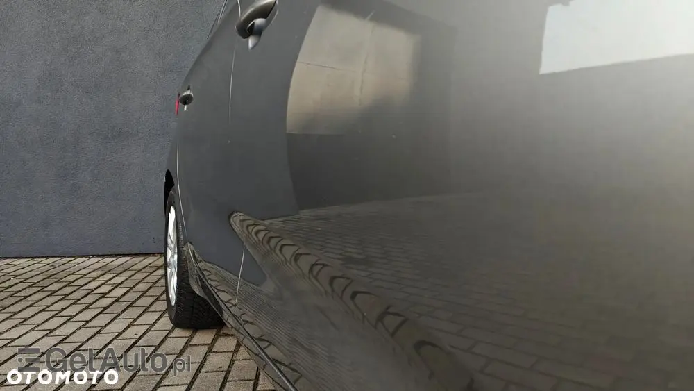 KIA Carens 1.6 GDI ISG Vision