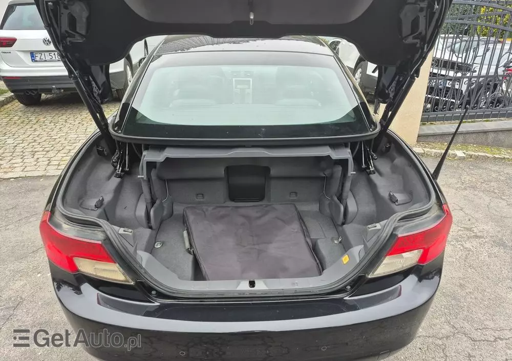 VOLVO C70 D3 Momentum