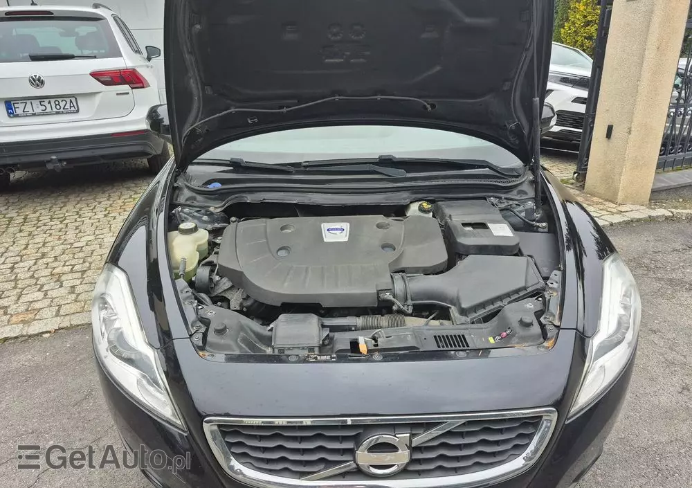 VOLVO C70 D3 Momentum