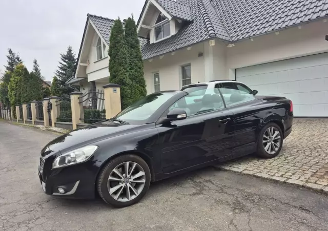 VOLVO C70 D3 Momentum