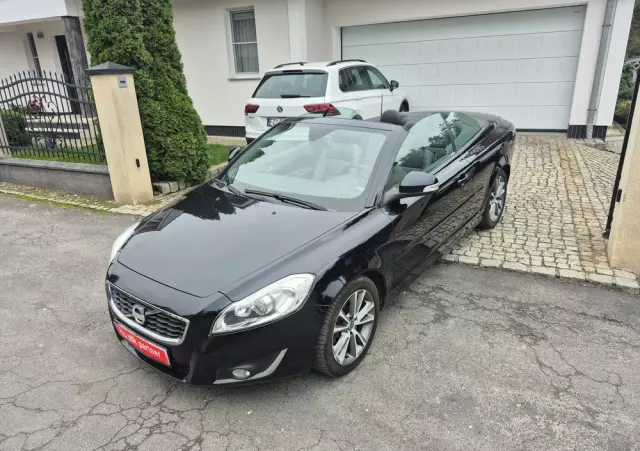VOLVO C70 D3 Momentum