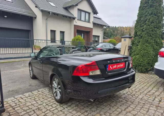 VOLVO C70 D3 Momentum