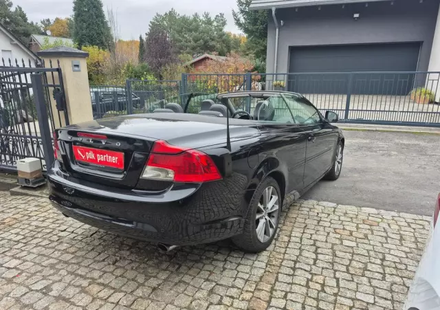 VOLVO C70 D3 Momentum