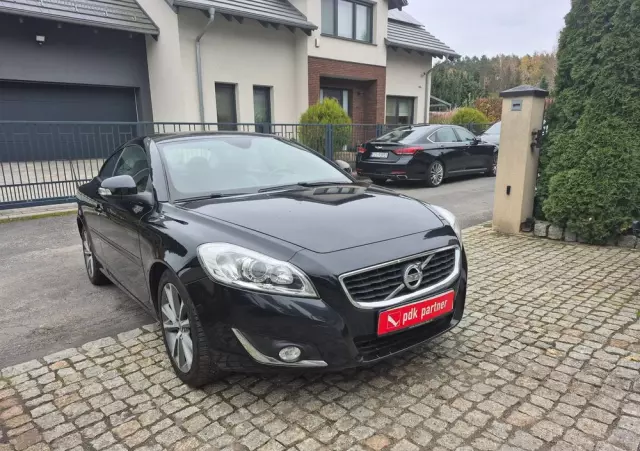VOLVO C70 D3 Momentum