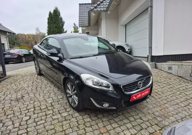 VOLVO C70 D3 Momentum