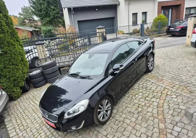 VOLVO C70 D3 Momentum