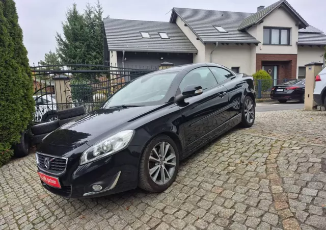 VOLVO C70 D3 Momentum