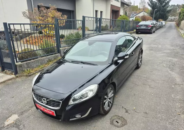 VOLVO C70 D3 Momentum