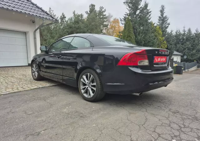 VOLVO C70 D3 Momentum