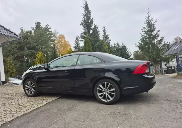 VOLVO C70 D3 Momentum