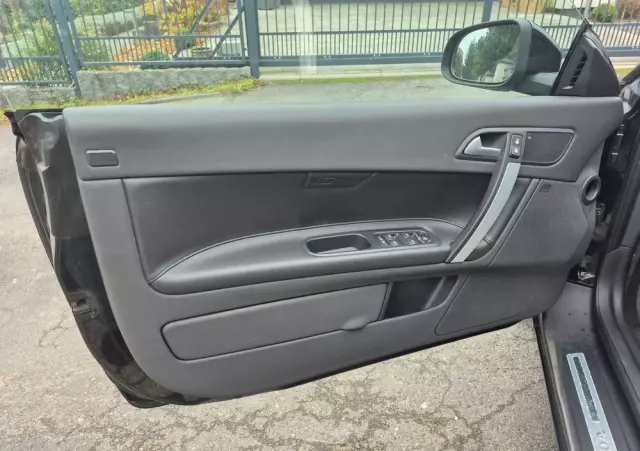 VOLVO C70 D3 Momentum