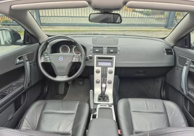 VOLVO C70 D3 Momentum