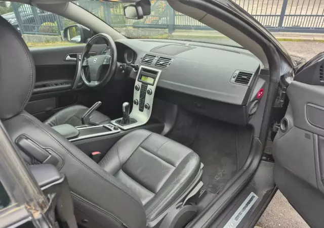 VOLVO C70 D3 Momentum