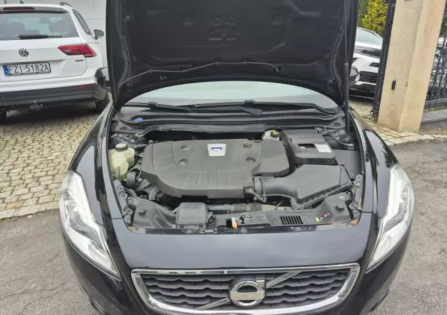 VOLVO C70 D3 Momentum