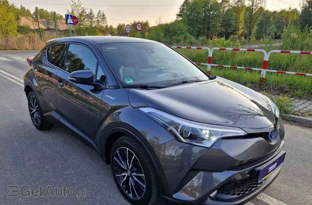 TOYOTA C-HR 