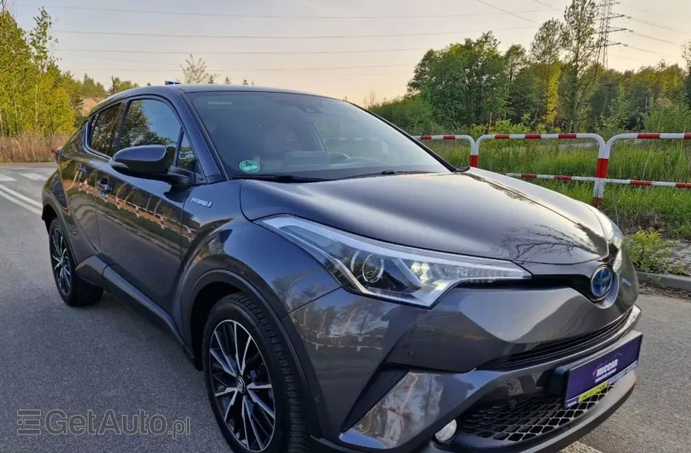 TOYOTA C-HR 