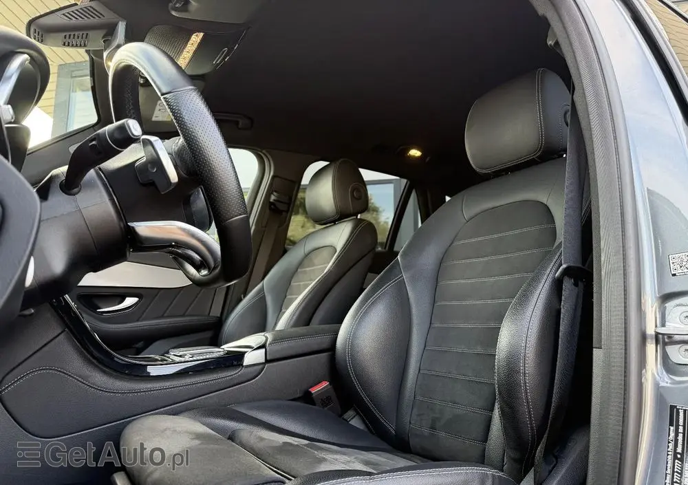 MERCEDES-BENZ GLC 300 e 4-Matic