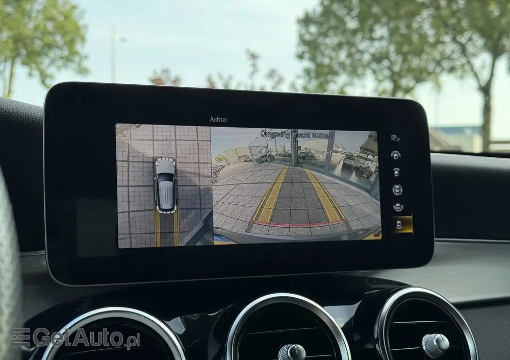 MERCEDES-BENZ GLC 300 e 4-Matic