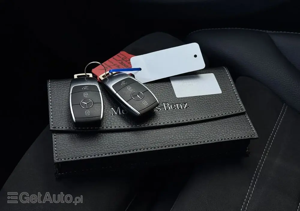 MERCEDES-BENZ GLC 300 e 4-Matic