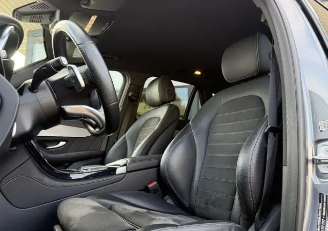 MERCEDES-BENZ GLC 300 e 4-Matic