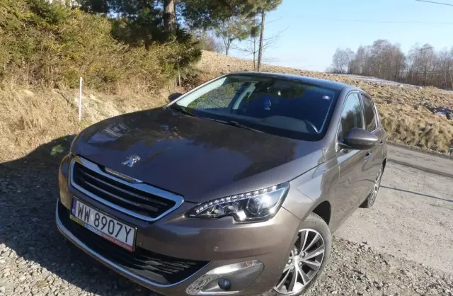 PEUGEOT 308 
