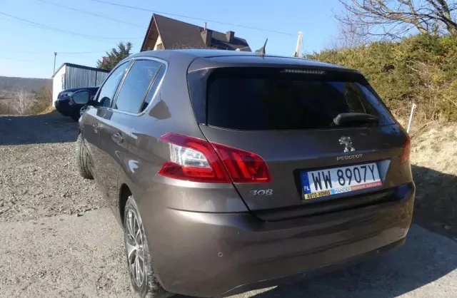 PEUGEOT 308 