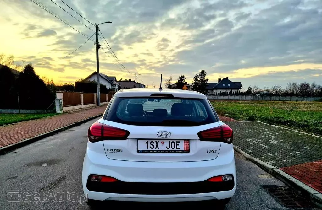 HYUNDAI I20 