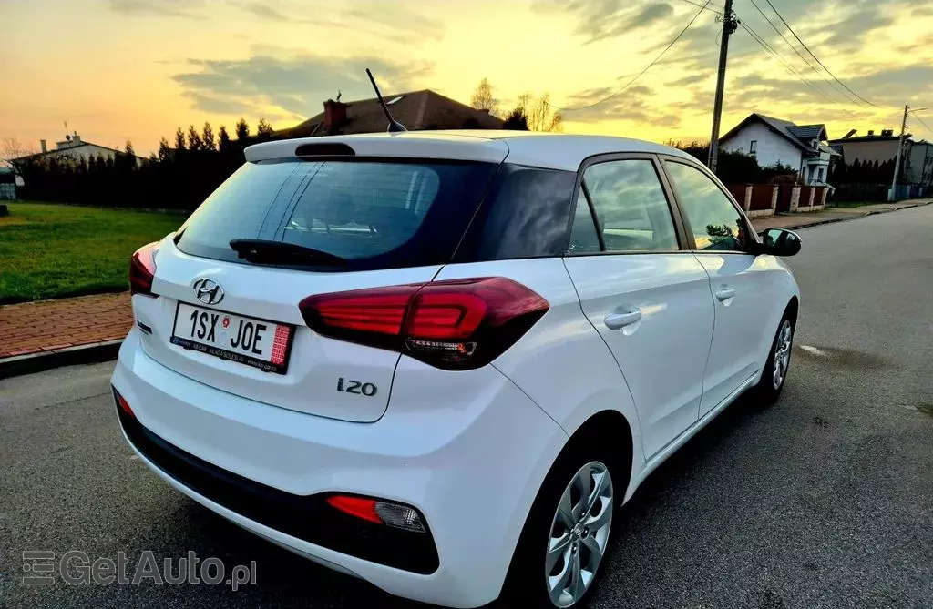 HYUNDAI I20 
