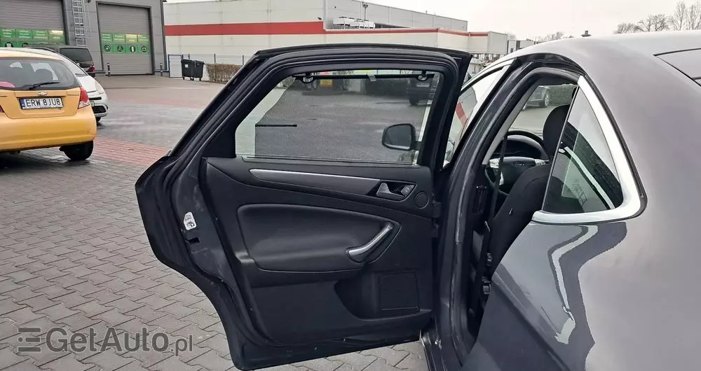 FORD Mondeo 1.6 Eco Boost Start-Stopp Business Edition