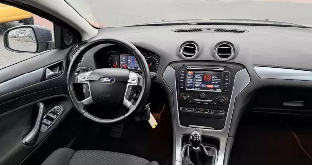 FORD Mondeo 1.6 Eco Boost Start-Stopp Business Edition