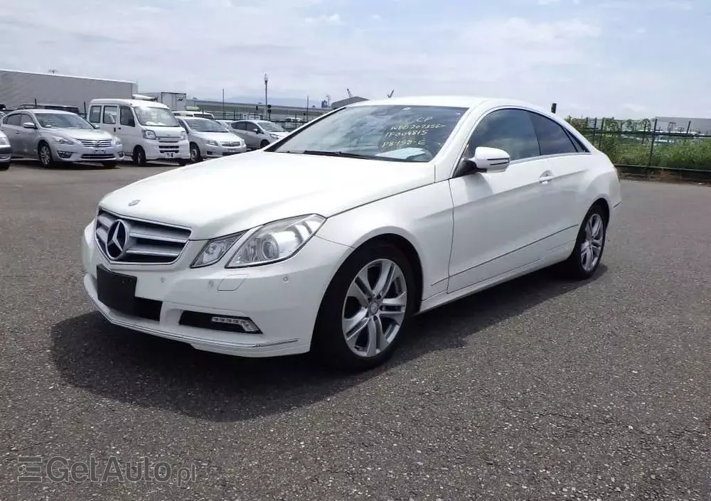 MERCEDES-BENZ Klasa E 350 Coupe 4Matic 7G-TRONIC