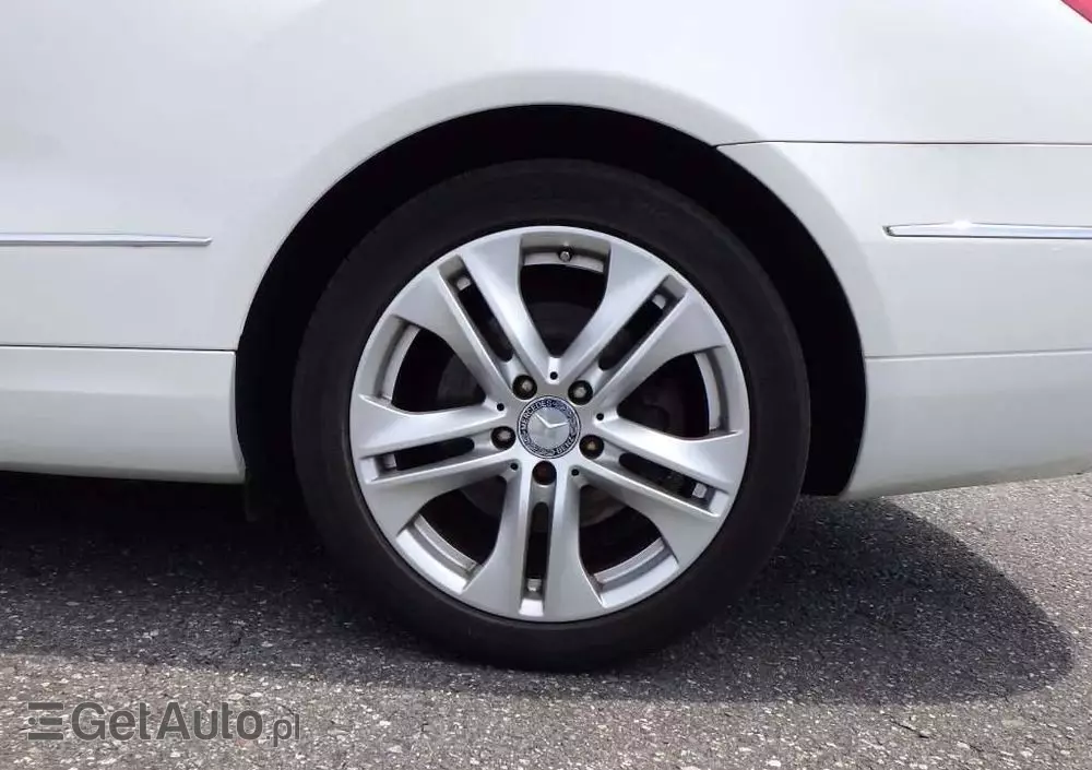 MERCEDES-BENZ Klasa E 350 Coupe 4Matic 7G-TRONIC