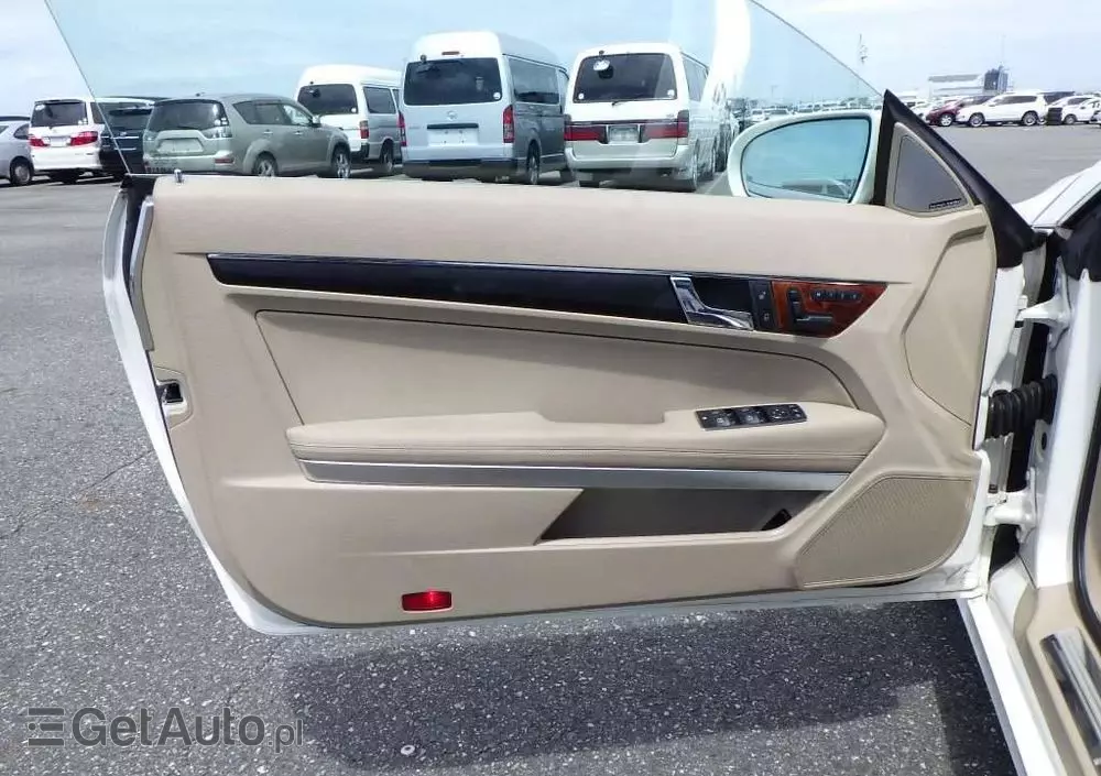 MERCEDES-BENZ Klasa E 350 Coupe 4Matic 7G-TRONIC