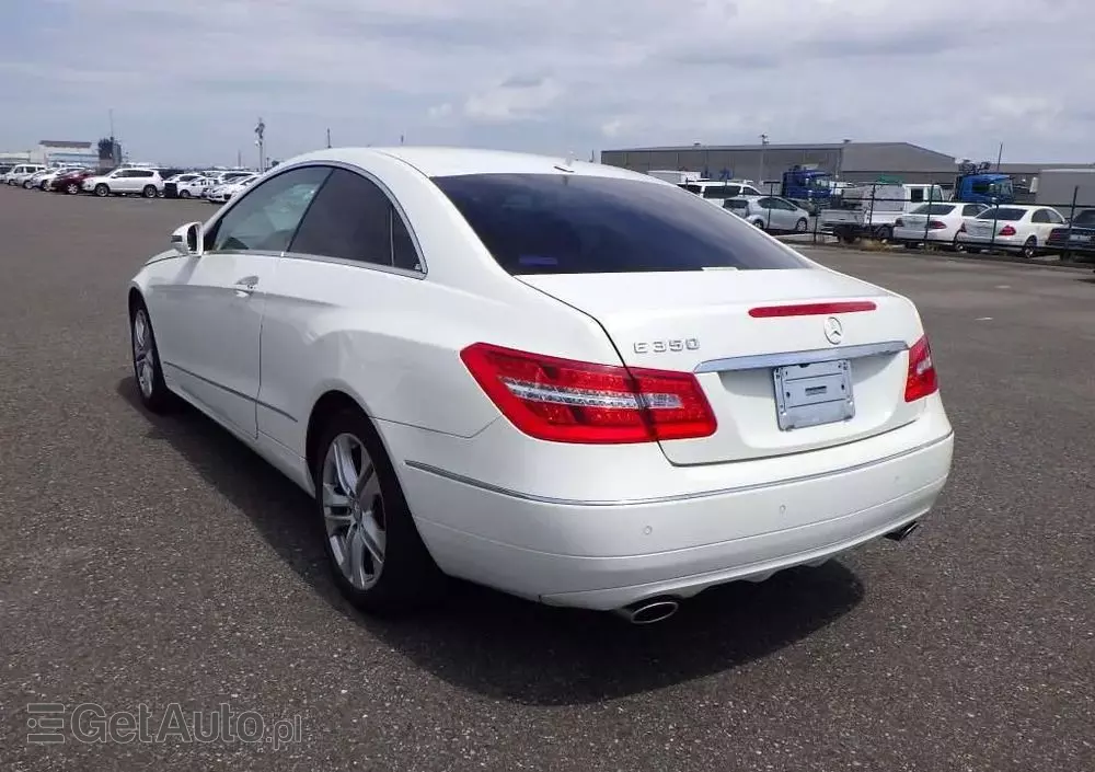 MERCEDES-BENZ Klasa E 350 Coupe 4Matic 7G-TRONIC