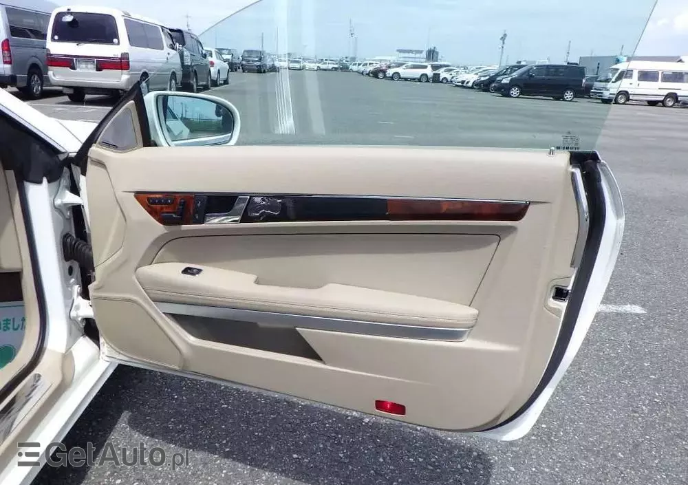 MERCEDES-BENZ Klasa E 350 Coupe 4Matic 7G-TRONIC