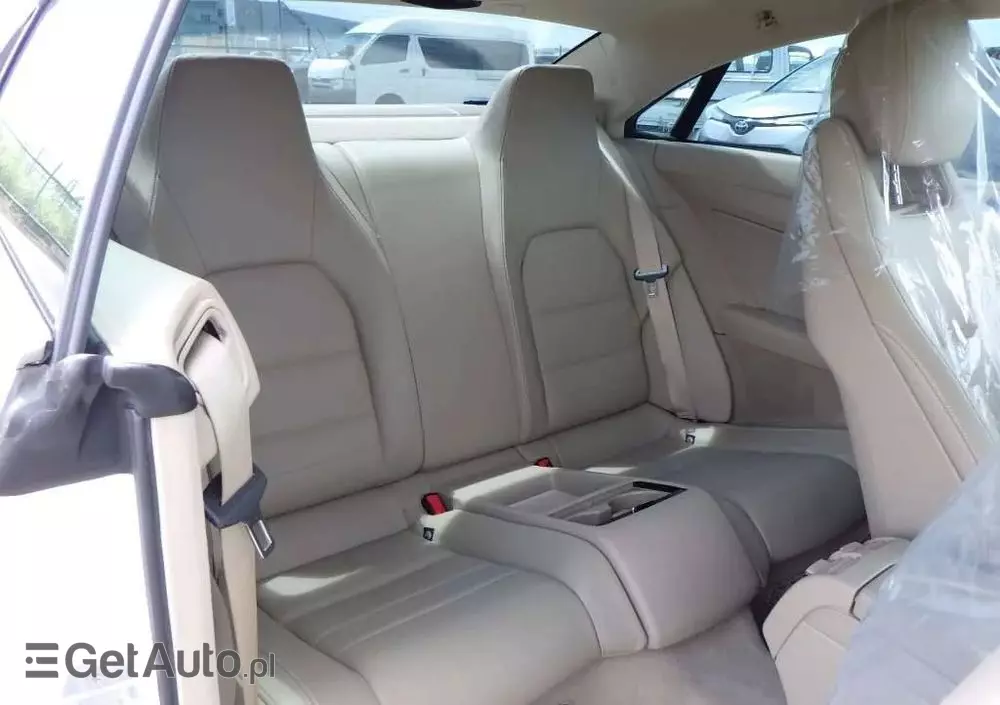 MERCEDES-BENZ Klasa E 350 Coupe 4Matic 7G-TRONIC