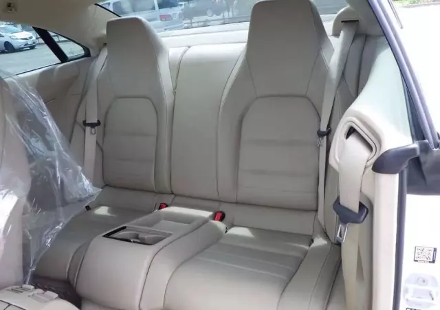 MERCEDES-BENZ Klasa E 350 Coupe 4Matic 7G-TRONIC