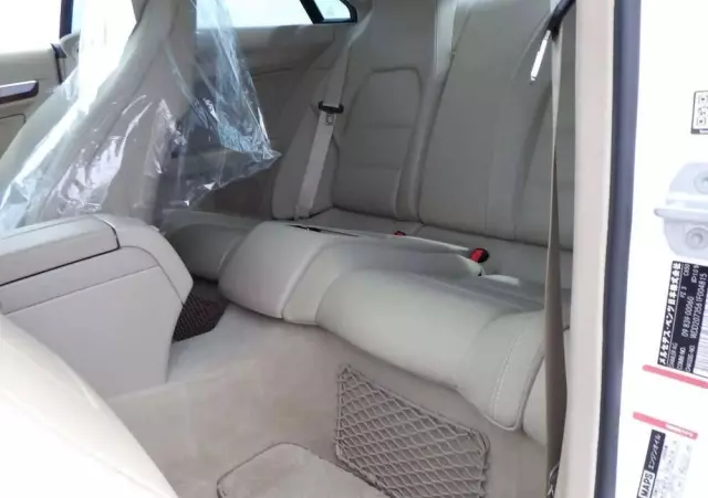 MERCEDES-BENZ Klasa E 350 Coupe 4Matic 7G-TRONIC